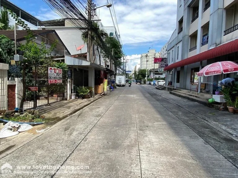 ขายที่ดิน ถลาดพร้าว140 เข้าซอยเพียง 300 เมตร หน้าปากซอยไกล้รถไฟฟ้าสายสีเหลือง-สถานีบางกะปิ