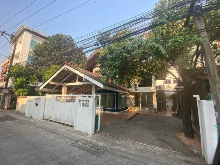 For Rent ให้เช่า บ้านเดี่ยว 2 ชั้น ซอยลาดพร้าว 34 ใกล้ MRTลาดพร้าว เนื้อที่ 50 ตารางวา