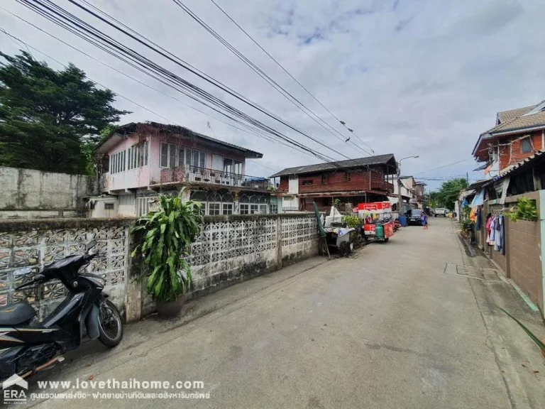 ขายที่ดินพร้อมโครงสร้างบ้าน ถลาดพร้าว106 ใกล้รถไฟฟ้า-สถานีลาดพร้าว83 พื้นที่107ตรว รูปแปลงสวย ที่ดินห่างจากถนนลาดพร้าว เพียง 1 กม