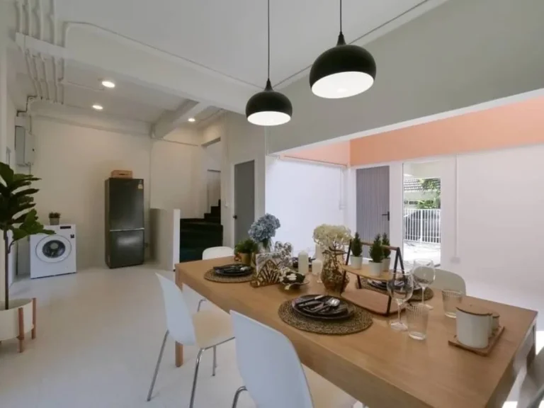 TOWNHOME 3 ชั้น แปลงหัวมุม Renovate look ใหม่แนว SCANDINAVI