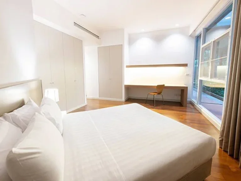 ให้เช่า คอนโดใหม่ 5 ห้องนอน สาทร Rent 5 Bedroom Penthouse Unit at Sathorn