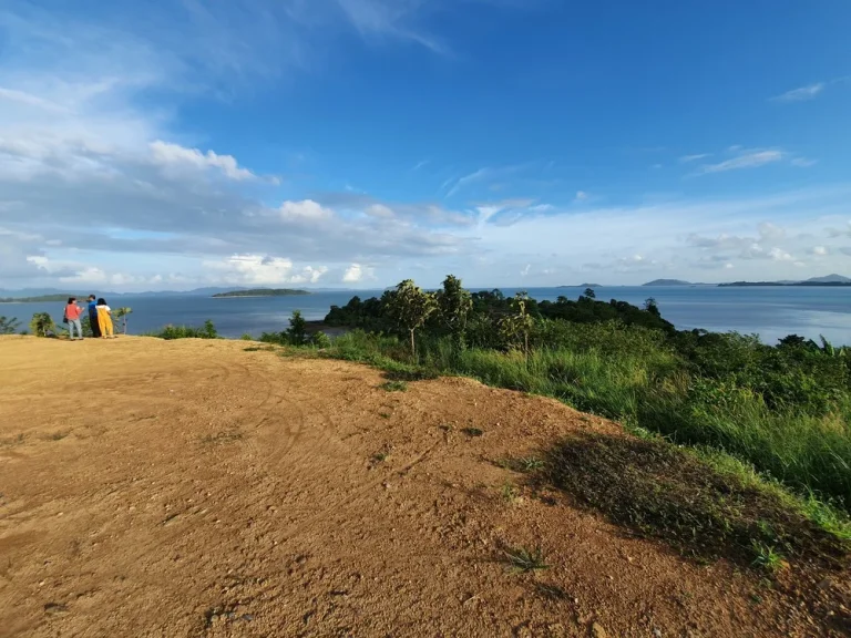 ขายที่ดินเปล่าติดทะเล 12ไร่ วิวทะเลอ่าวปอ360องศา ภูเก็ต Land for sale on the beach 12 rai 360 degree sea view of Ao Por Phuket