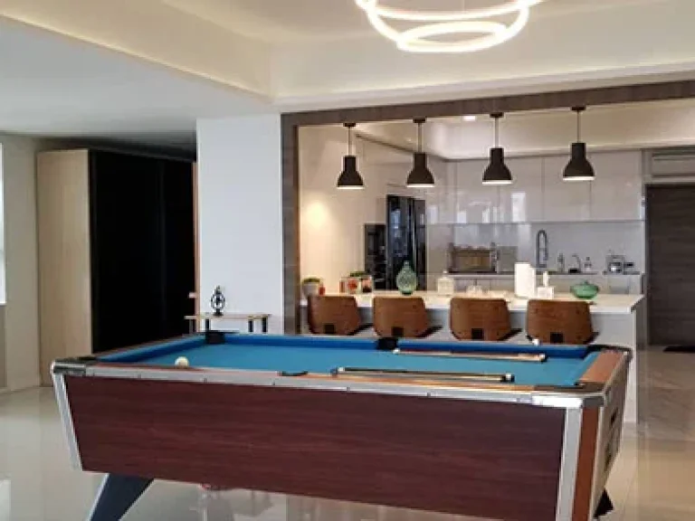 คอนโดตกแต่งใหม่ 3 ห้องนอน เอกมัย 12 Newly renovated 3-Bedroom Unit at Ekamai 12