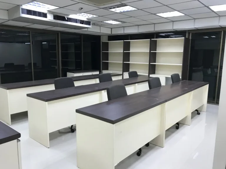 ให้เช่า Office 7 ชั้น ตกแต่งใหม่ ใกล้ BTS กรุงธนบุรี ICON SIAM ทำเลดี Fully Furnished