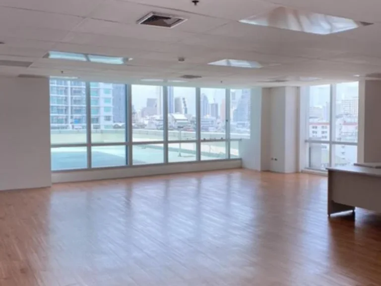 ให้เช่า ทำเลดี ใจกลางย่านธุรกิจOffice building for rent in CBD area