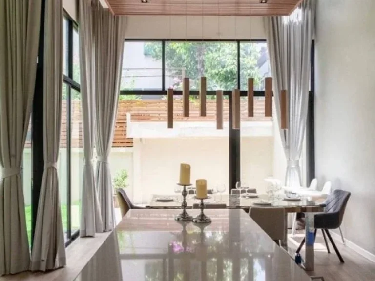 บ้านเดี่ยว ให้เช่า 3 1 ห้องนอน ย่าน เอกมัย 125000 บาท เดือน