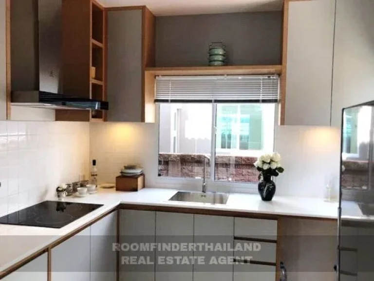 เช่า FOR RENT PASSORN PRESTIGE LUXE PATTANAKARN 3 beds 3 baths 38 Sqw45000