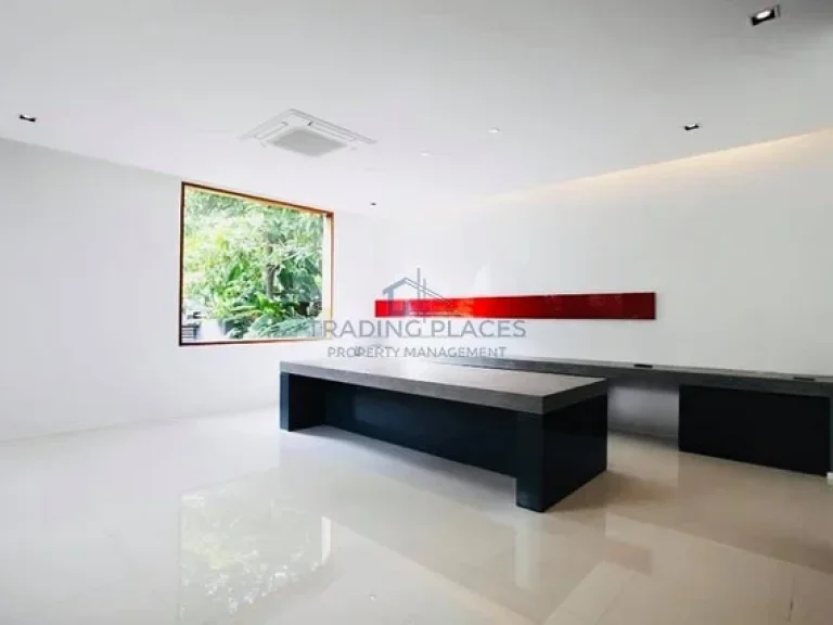 ให้เช่า Luxury Modern House ซอยพัฒนาการ 30ห้องนอน 4ห้องน้ำ 800ตรม