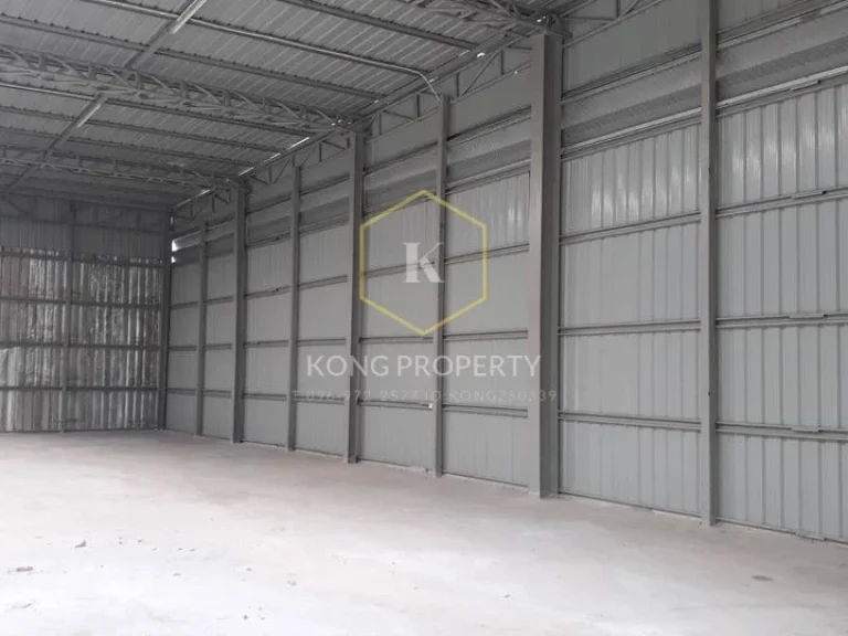 ให้เช่าโกดัง 370 ตรม ซอยนาคนิวาส เขตลาดพร้าว กรุงเทพ Warehouse for rent 370 sqm Soi Nak Niwat Lat Phrao District Bangkok