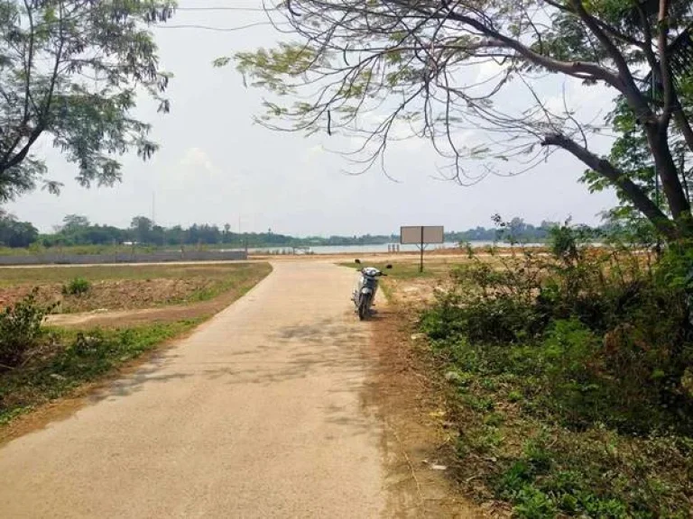 อ่างเก็บน้ำหนองตะไก้ ที่ดิน 1-0-0 THB800000 ตหนองบัว อเมือง จอุดรธานี