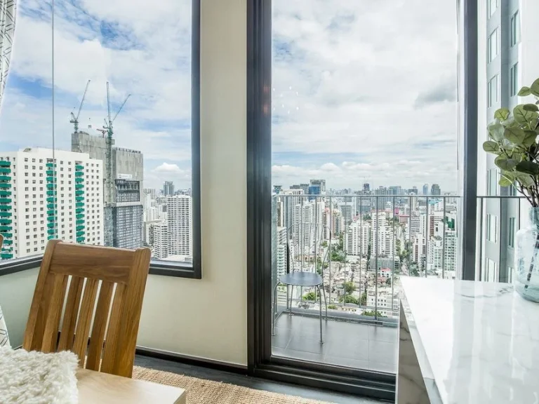 ขาย ให้เช่า Edge Sukhumvit 23 Condo 2Bed 2 Bath ห้องสวย ตกแต่งครบ วิวสระทิศเหนือ