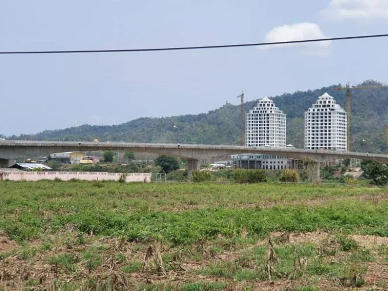 ขายที่ดินแปลงสวย ติดริมแม่น้ำโขง สะพาน ภูเขา สวยงาม สามารถทำเป็นโรงแรม รีสอร์ต บ้านพักตากอากาศ ป้ายโฆษณาขนาดใหญ่