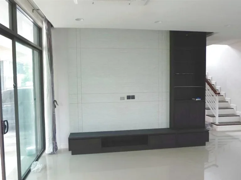 House for Rent ให้เช่าบ้านเดี่ยว 2 ชั้นใกล้โรงเรียนนานาชาติ เศรษฐสิริ กรุงเทพกรีฑา เฟอร์นิเจอร์ครบ