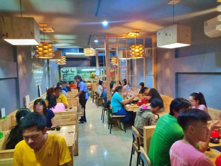 เซ้ง ร้านชาบูอินดี้ ตรงข้ามเทศบาลนครรังสิต หมู่บ้านรัตนโกสินทร์ 200 ปี รังสิต