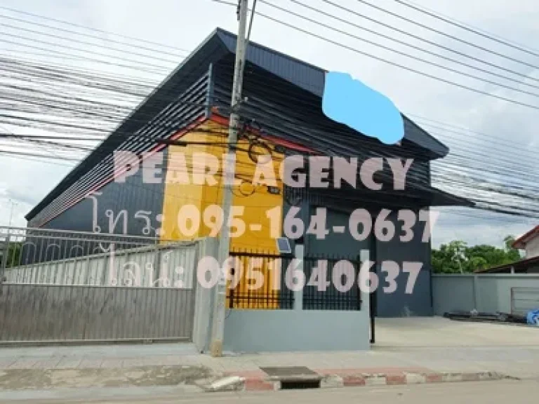 โกดัง ออฟฟิศ สำนักงานให้เช่า พื้นที่ใช้สอย ประมาณ 1288 - 1400 ตรม ใกล้ทางด่วนและวงแหวนอุตสาหกรรมเพียง 300 เมตร ติดถนนใหญ่ ย่านวัชรพล รามอินทรา