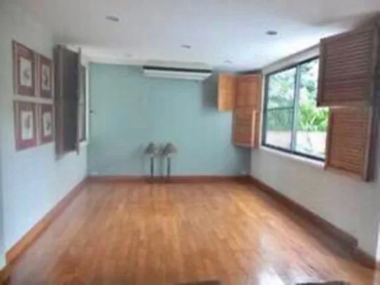 บ้านเช่าในโครงการ ใกล้ BTS ทองหล่อ For Rent House in compound closed BTS Thonglor