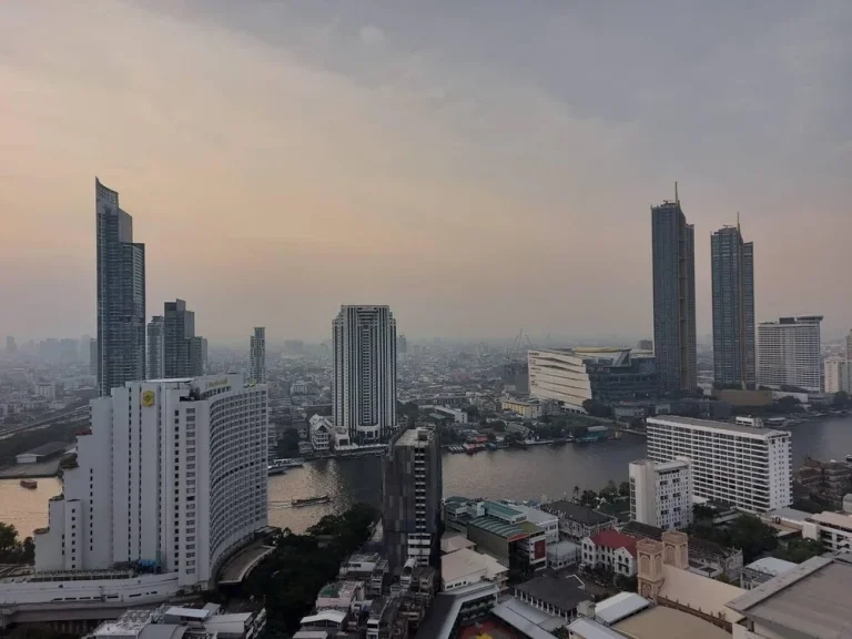 ขายคอนโดพร้อมอยู่ State Tower Condominuim ที่ตั้งโครงการ ถนนสีลม