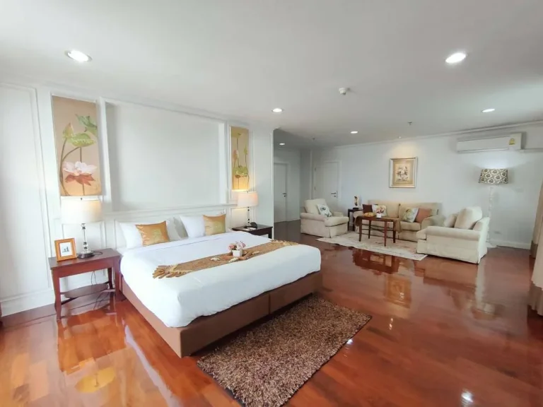 ให้เช่า 4 ห้องนอน Duplex Penthouse พร้อมพงษ์ สุขุมวิท 572 ตรม ห้องใหม่ สวยสุด วิวดีสุด ใหญ่สุดในตึก มีห้องแม่บ้าน