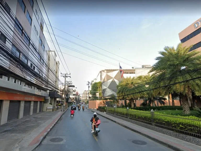 ด่วน ขายที่ดินถนนสุทธิสารวินิจฉัย สถานที่อำนวยความสะดวกครบ ใกล้MRT สถานีสุทธิสาร