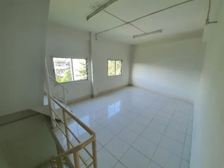 For Rent ให้เช่าอาคารพาณิชย์ 4 ชั้น 2 คูหา ซอยพหลโยธิน ใกล้ BTS เสนานิคม