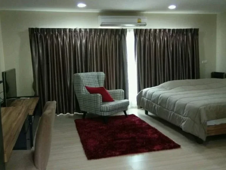 For Rent ให้เช่าทาวน์โฮม 3 ชั้น หมู่บ้าน บ้านกลางเมือง พระราม 9-เลียบมอเตอร์เวย์ Fully Furnished