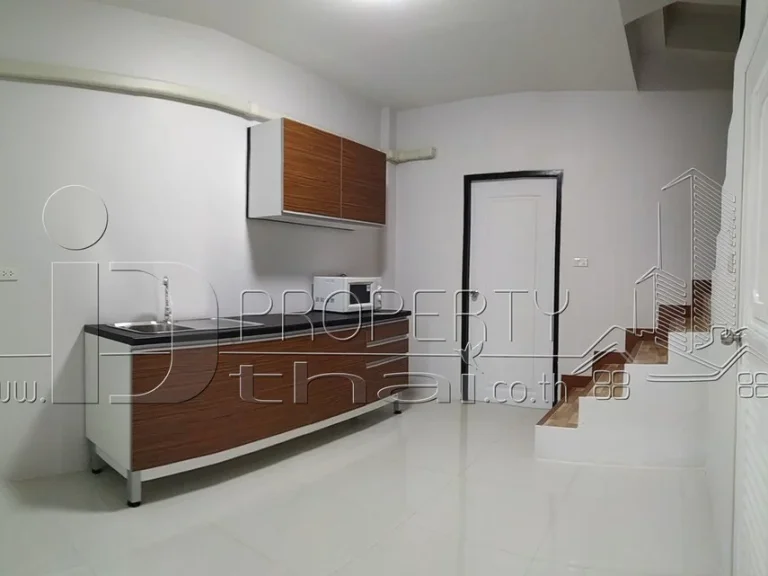 ขายทาวน์โฮม 2 ชั้น ใกล้สนามบินนานาชาติ townhome near the international airport