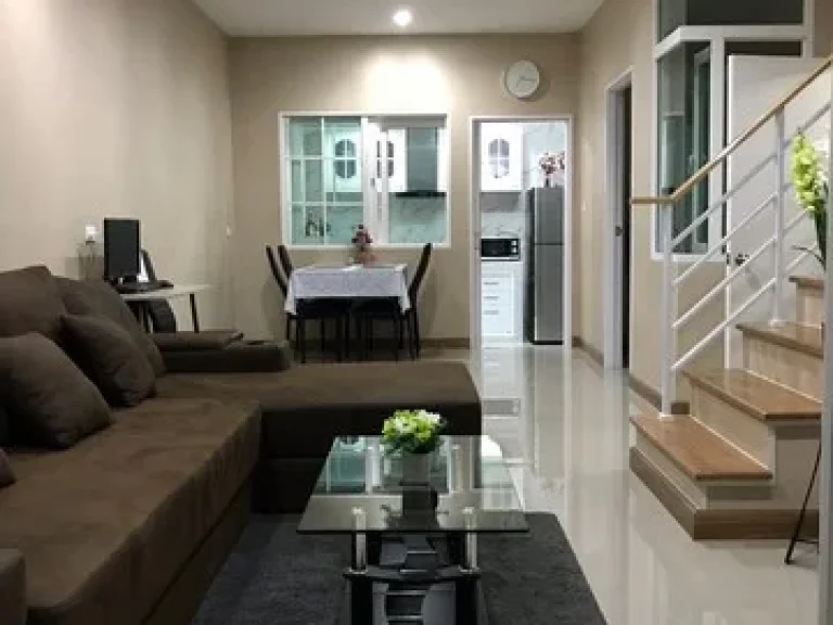 Townhome ทาวน์โฮม 2 ชั้น โกลเด้นทาวน์ 2 ลาดพร้าว-เกษตรนวมินทร์ พื้นที่ 19 SQWA 0 ngan 0 RAI 4BR ใกล้กับ Chocolate Ville ราคางาม