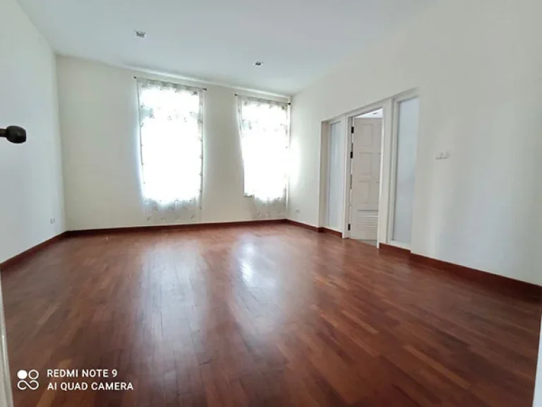 ทาวน์โฮม 5 ห้องนอน สำหรับขาย For Rent Town Home 5Bedrooms