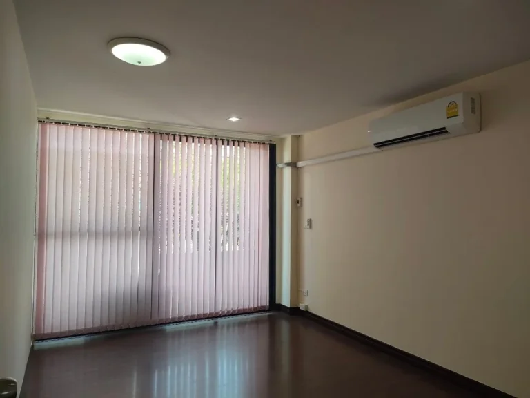 อาคารพาณิชย์ 3 ชั้นในเมืองภูเก็ต เช่า amp ขาย Commercial Building 3rd floor for Rent amp Sale