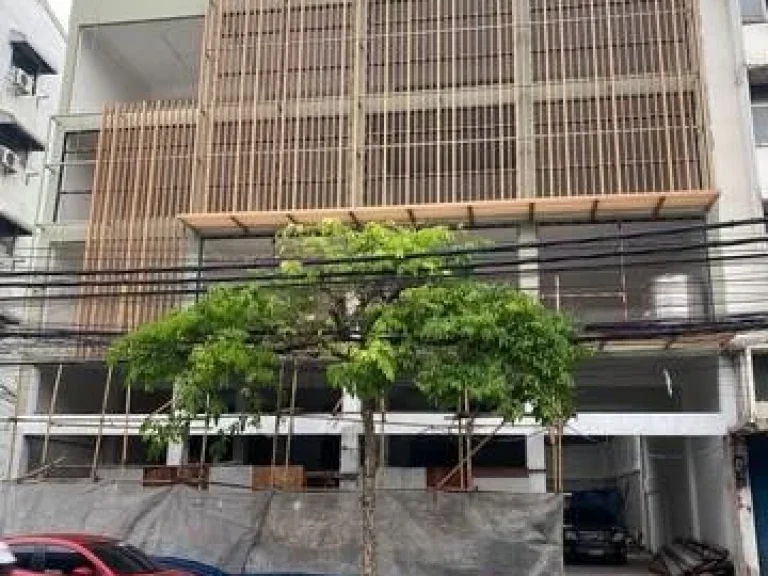 For Rent อาคารพาณิชย์ 4 คูหา รีโนเวทใหม่ ริมถนนพระราม3