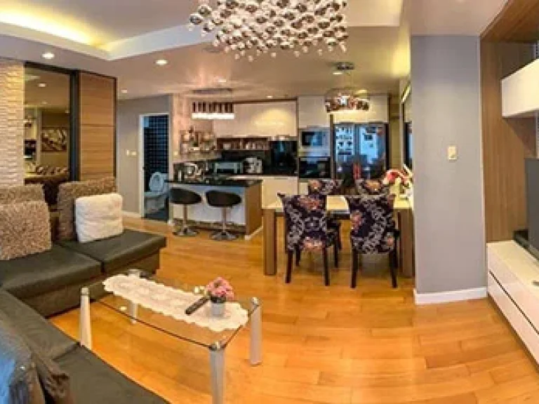 ขาย คอนโดตกแต่งทันสมัย 3 ห้องนอน ที่ วอเตอร์ฟอร์ด 50 For Sale Modern 3 Bedroom Unit Waterford 50