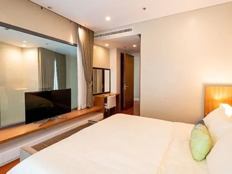 ให้เช่า ห้องดูเพล็กซ์ 3 ห้องนอน พร้อมพงษ์ For Rent 3 Bedroom Duplex Unit at Phromphong