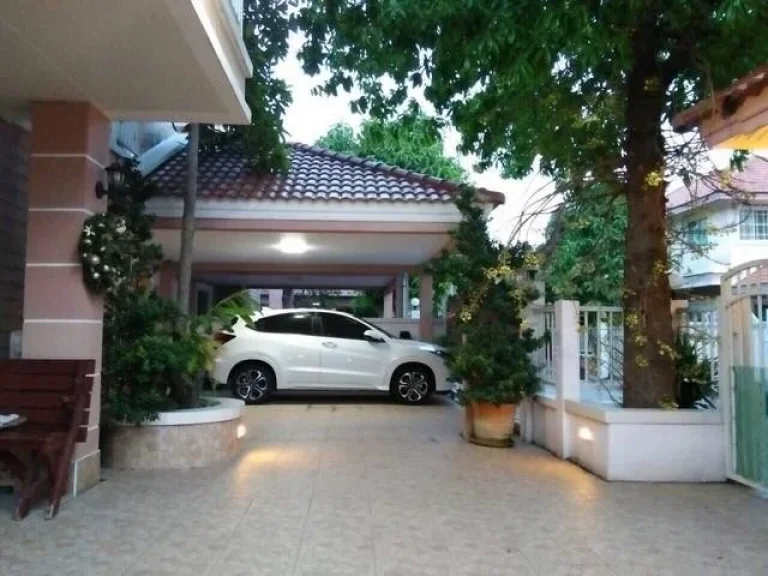 For Rent บ้านเดี่ยว หลังมุม หมู่บ้านอุ่นรัก พร้อมเรือนรับรอง ซอยลาดพร้าว64