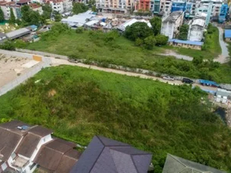 ขายที่ดินเกือบ 1 ไร่ ตรงข้าม Seacon Square ใกล้ MRT สายสีเหลือง เชื่อมศรีนครินทร์ 40 อ่อนนุช 46