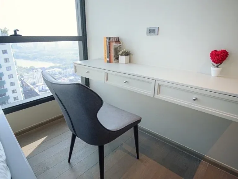 ขายคอนโดหรู พร้อมผู้เช่า Celes Asoke Penthouse เนื้อที่ใช้สอย 134 ตรม