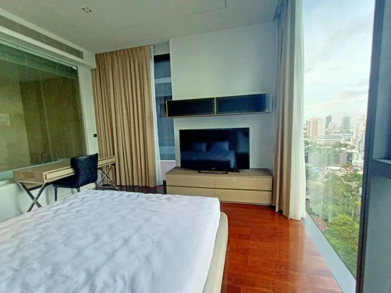 Brand New Marque Sukhumvit 3 Bedroom for rent PhromPhong ให้เช่าคอนโด มาร์คสุขุมวิท พร้อมพงษ์ 3 ห้องนอน 190sqm ห้องใหม่สวย มีครัวไทย ห้องแม่บ้าน