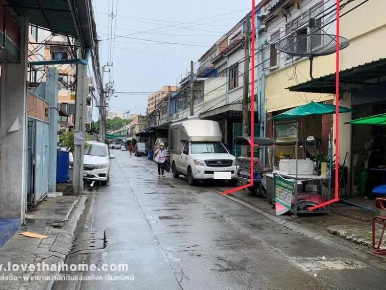 ขายที่ดินถนนดินแดง ซอยบุญอยู่ พร้อมสิ่งปลูกสร้างเป็นบ้านทาวน์เฮ้าส์4ชั้น พื้นที่35ตรว จากถนนดินแดง เข้าซอยเพียง 500 เมตร อยู่ย่านใจกลางเมือง ทำเลทอง