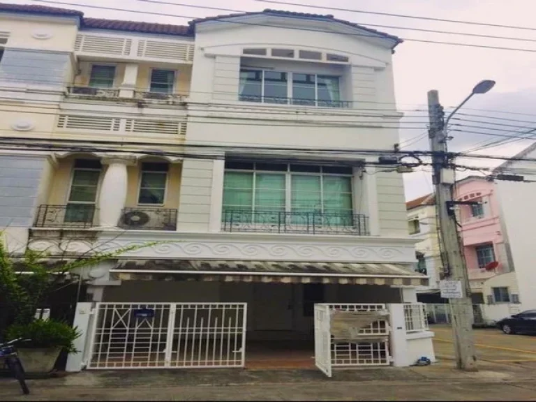 ให้เช่าทาวน์โฮม 3ชั้น บ้านกลาง เมืองลาดพร้าว-โยธินพัฒนา ใกล้ Central East Ville