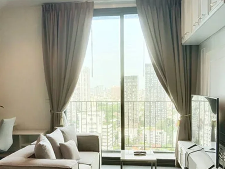 ให้เช่า คอนโด 1 ห้องนอน ตกแต่งสวยมาก ที่ เอดจ์ สุขุมวิท 23 For Rent A Very Nicely Decor 1 Bedroom at Edge Sukhumvit 23