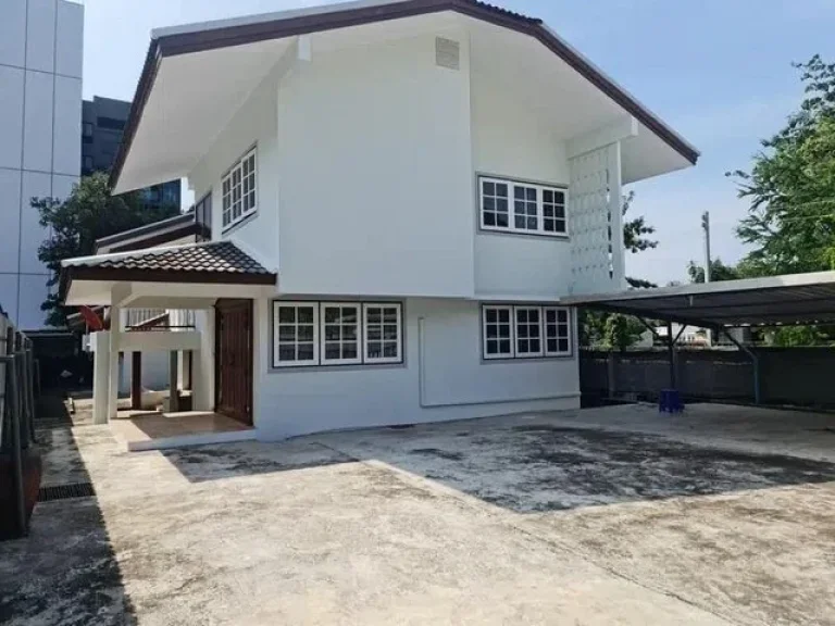 For Rent บ้านเดี่ยว ลาดพร้าว44 ใกล้ MRTลาดพร้าว เดินทางสะดวกเข้าซอย44ประมาณ100เมตรใกล้