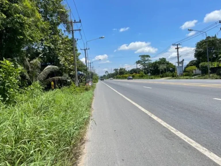 ที่ดินติดถนนใหญ่ราคาถูกมาก ย่านถนนหลัก สาย บ้านนา-เเก่งคอย