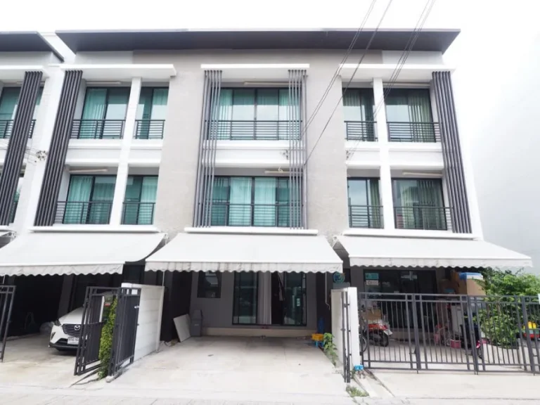 ให้เช่าโฮมออฟฟิศ 3 ชั้น หมู่บ้านกลางเมืองพระราม 9 รามคำแหง Home Office For Rent BAAN KLANG MUANG RAMA 9-RAMKHMAHAENG