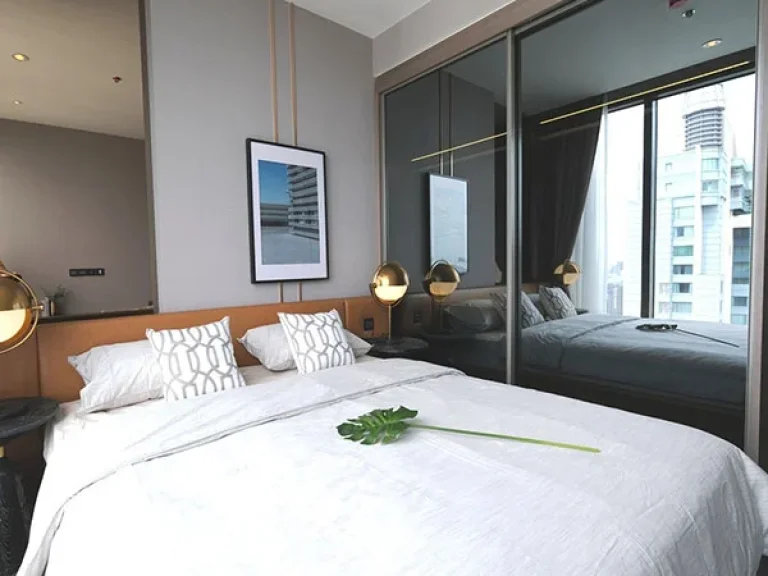 ดิ เอส แอท สิงห์ คอมเพล็กซ์ แบบ 1ห้องนอน พื้นที่กว้าง A Spacious Beautiful and Nicely Furnished 1Bed Unit at Asoke-Pechaburi Junction