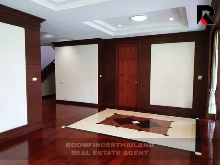 เช่า FOR RENT SINGLE HOUSE CHAENGWATTANA 4 beds 6 baths 760 Sqw130000