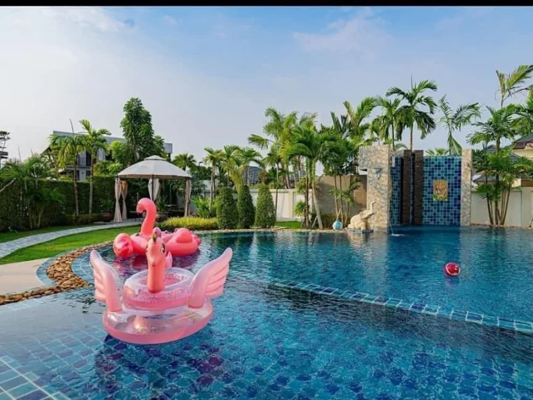 ขายด่วนบ้านเดี่ยว 2 ชั้นหลังใหญ่ Pool Villa พร้อมเฟอร์จัดเต็ม พัทยา ชลบุรี 