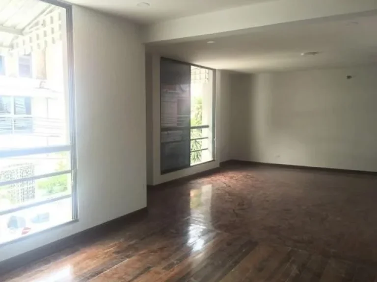 For Rent ทาวน์โฮม ซอยเอกมัย12 สุขุมวิท63 ใกล้BTSเอกมัย