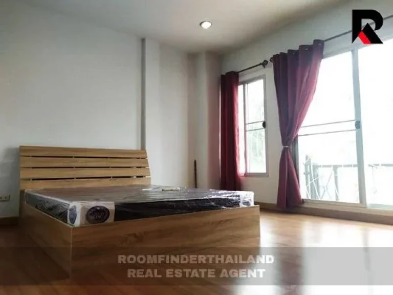 เช่า FOR RENT BAAN KLANG MUANG SRINAKARIN 24 3 beds 3 baths 20 Sqw20000CLOSE ARL HUAMARK