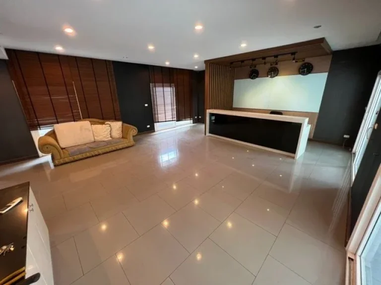 ให้เช่าโฮมออฟฟิศ เดอะ เทอร์มินอล สุวรรณภูมิ สไตล์ Modern Loft ติดถนนใหญ่ กิ่งแก้ว-บางนาตราด