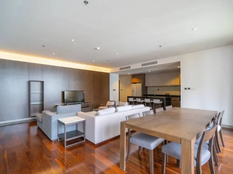 ให้เช่า 4 ห้องนอน Penthouse พร้อมพงษ์ สุขุมวิท 290 ตรม ห้องสวย วิวดี ใกล้ BTS Promphong 4 Bedroom for rent Near BTS promphong Sukhumvit area