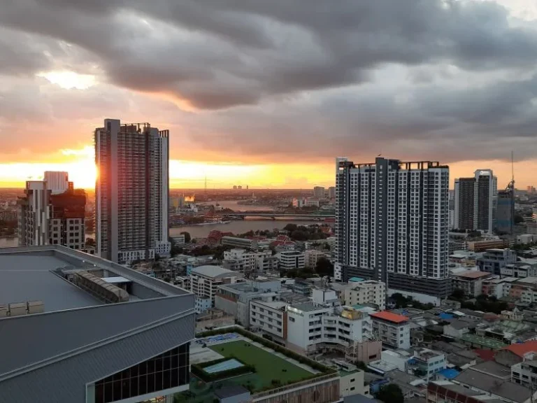 ให้เช่า The Tree Interchange tower B ชั้น 28 วิวแม่น้ำ